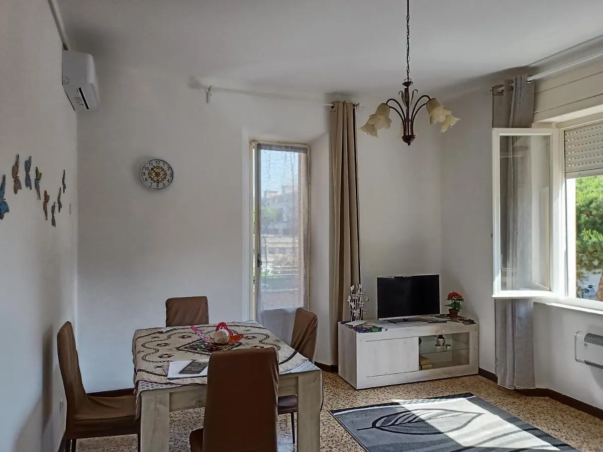 Apartment Casa Ilanfra - Appartamenti Gabbiano, Farfalla E Stella Marina Piombino Italy
